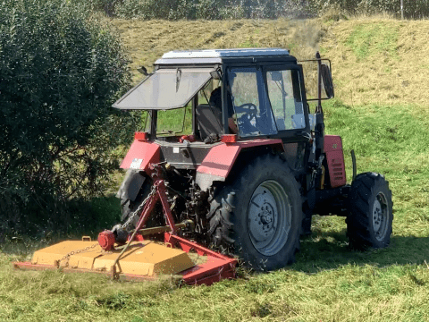 usługi rolnicze traktorem usluga koszenia i mulczowania lak i nieużytków