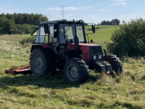 uslugi rolnicze traktorem usluga koszenia i mulczerowania lak i nieuzytkow traktor 2